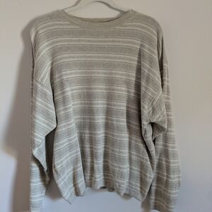 GAP Gray Crewneck Sweater Classic Knit